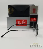 Lunettes de soleil Ray-Ban Jack RB3565 noires avec verres verts G-15, étui noir, boîte grise et livret de garantie chez Optical Gallery.