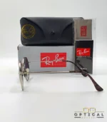 Lunettes de soleil Ray-Ban Jack RB3565 argentées avec verres dégradés bleus gris, étui noir, boîte grise et livret de garantie chez Optical Gallery.