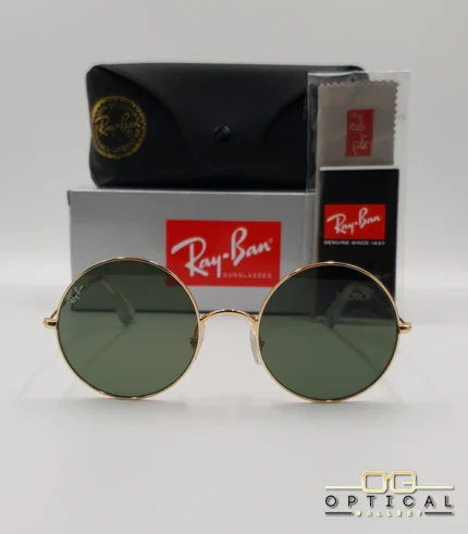 Lunettes de soleil Ray-Ban Jaio RB3592 dorées à grands verres ronds verts G-15, étui noir, boîte grise et livret de garantie chez Optical Gallery.